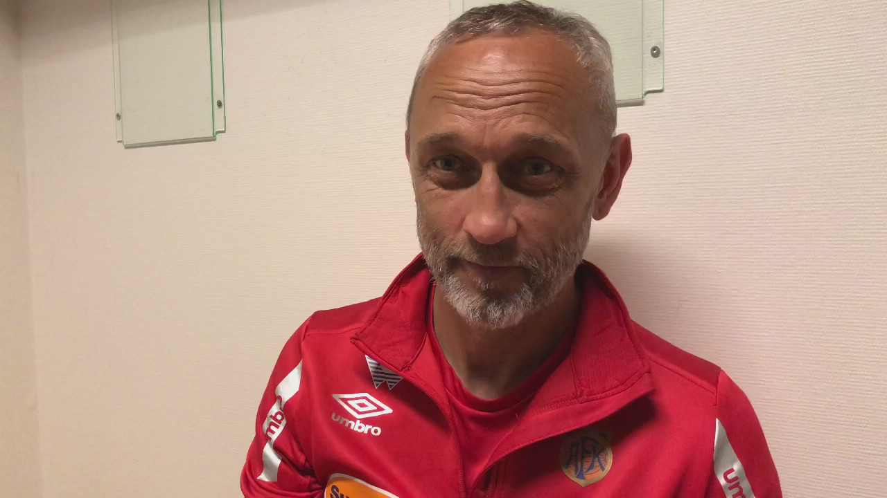 9987748A-CC80-4277-93AB-E6F5A9E5FC9D.MOV